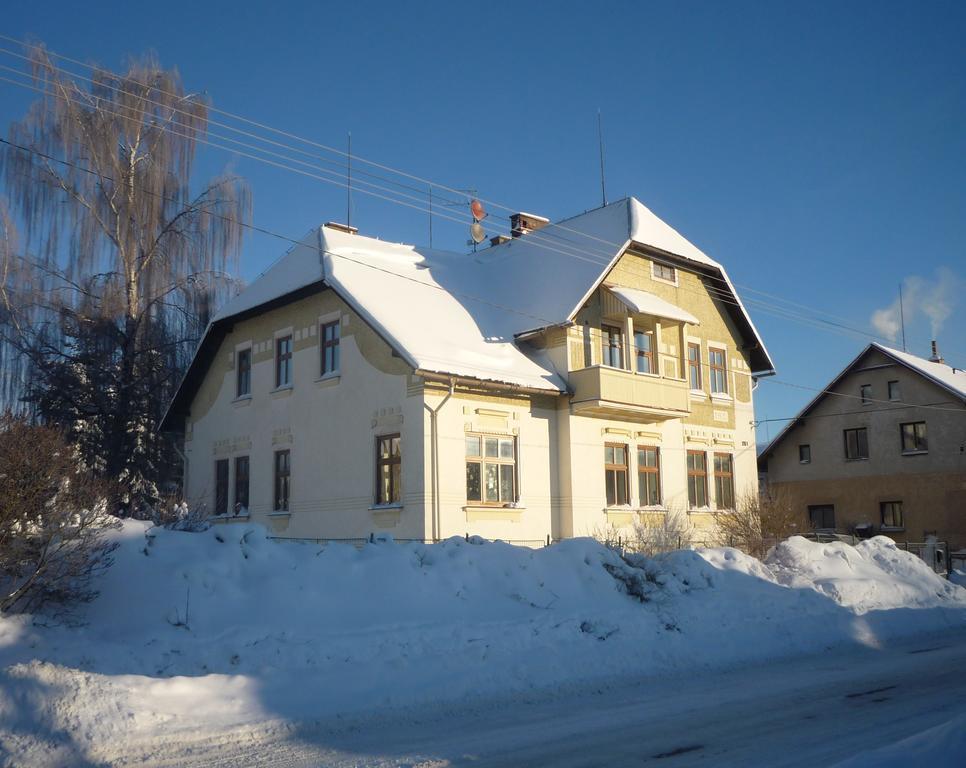 261 Apartment Mlade Buky